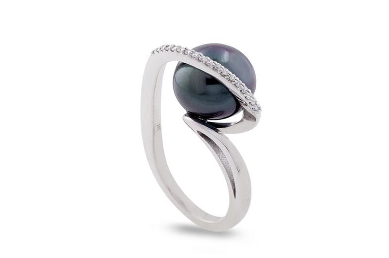 Tahitian black pearl bypass ring in white gold